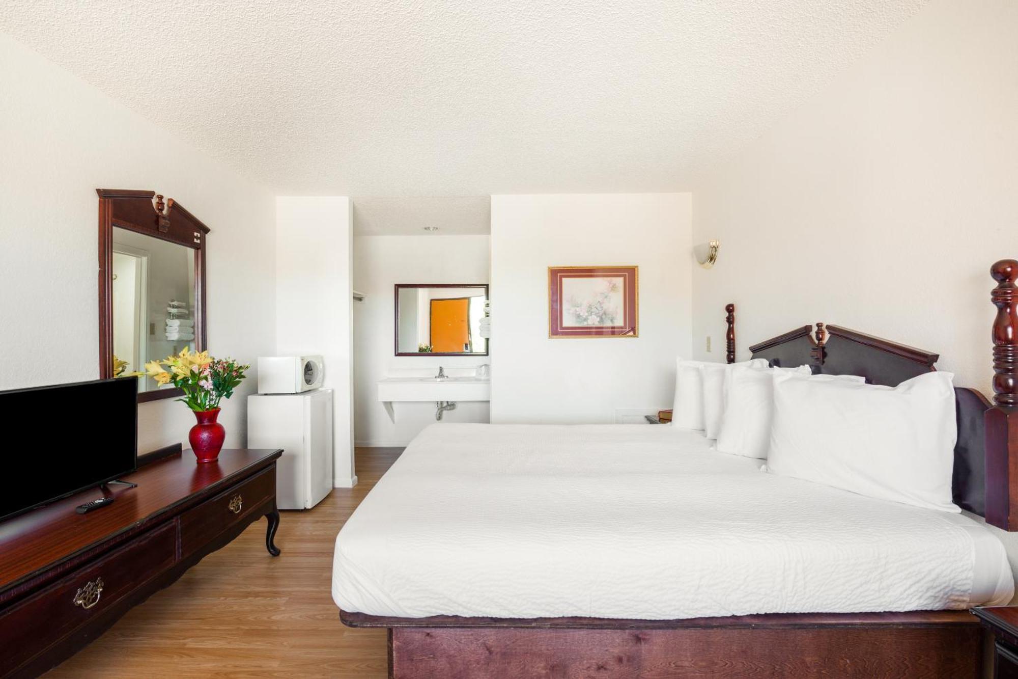 Oyo Hotel Groesbeck ภายนอก รูปภาพ