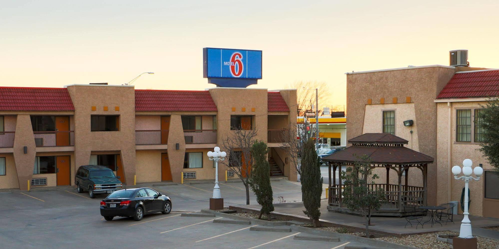 Oyo Hotel Groesbeck ภายนอก รูปภาพ